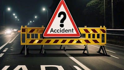 ग्रेटर नोएडा में तेज रफ्तार कार का कहर: बिसरख क्षेत्र में बाइक को मारी जोरदार टक्कर, कई मीटर तक घिसटती रही बाइक