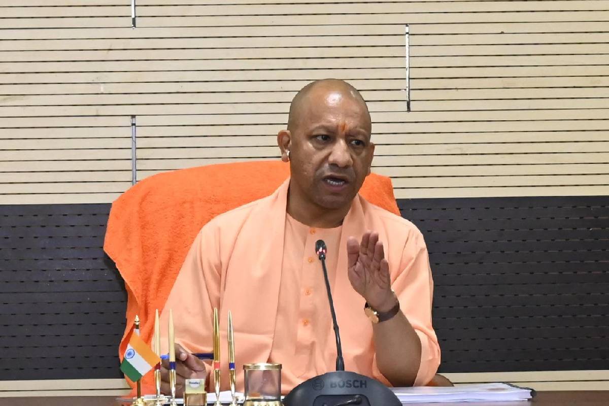 UP Panchayat News: जिला पंचायत अध्यक्ष बने प्रशासक, ब्लॉक प्रमुखों पर भी जल्द लागू होगी नई व्यवस्था