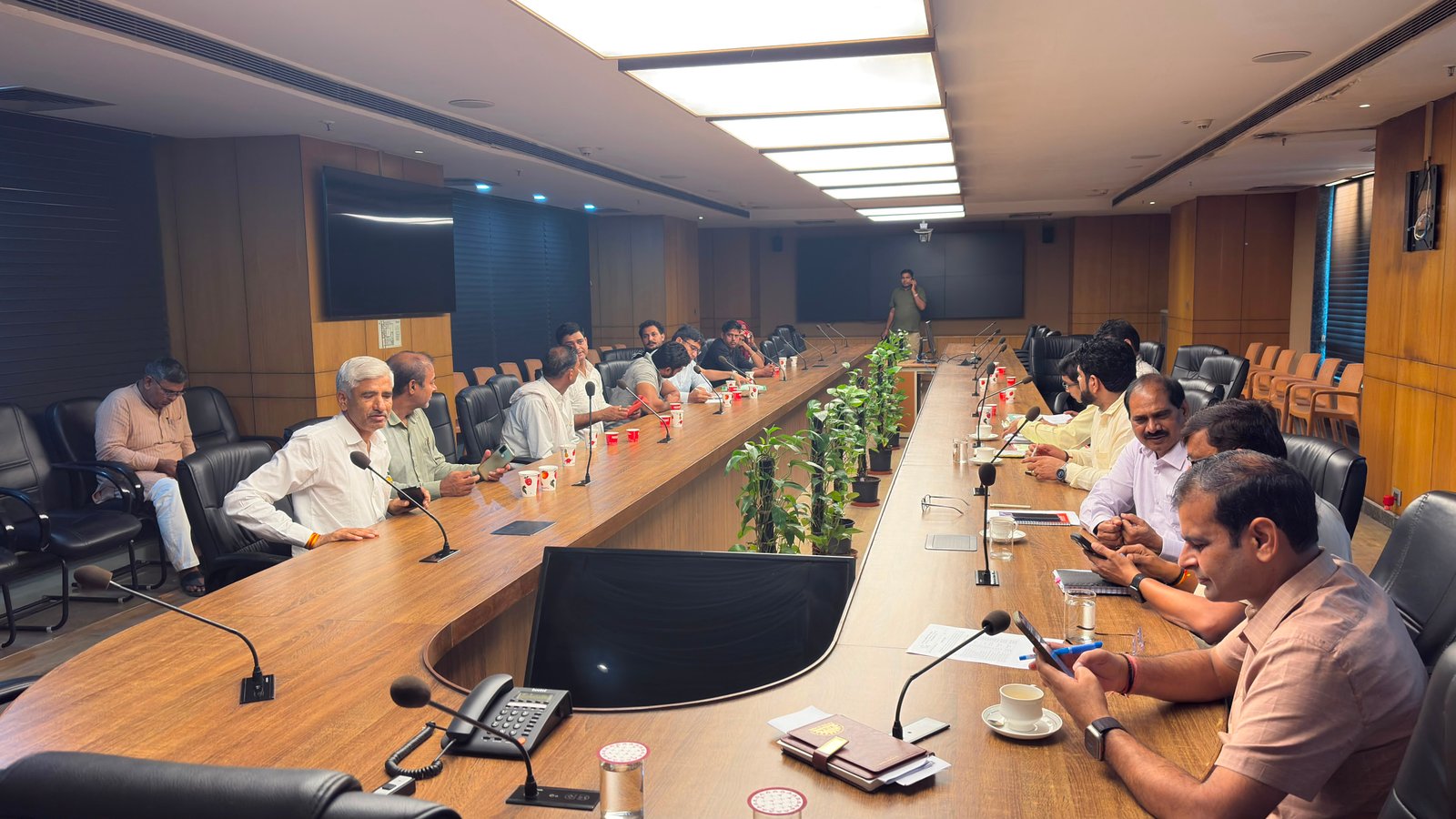 घंघोला के किसानों को मिले आबादी भूखंड